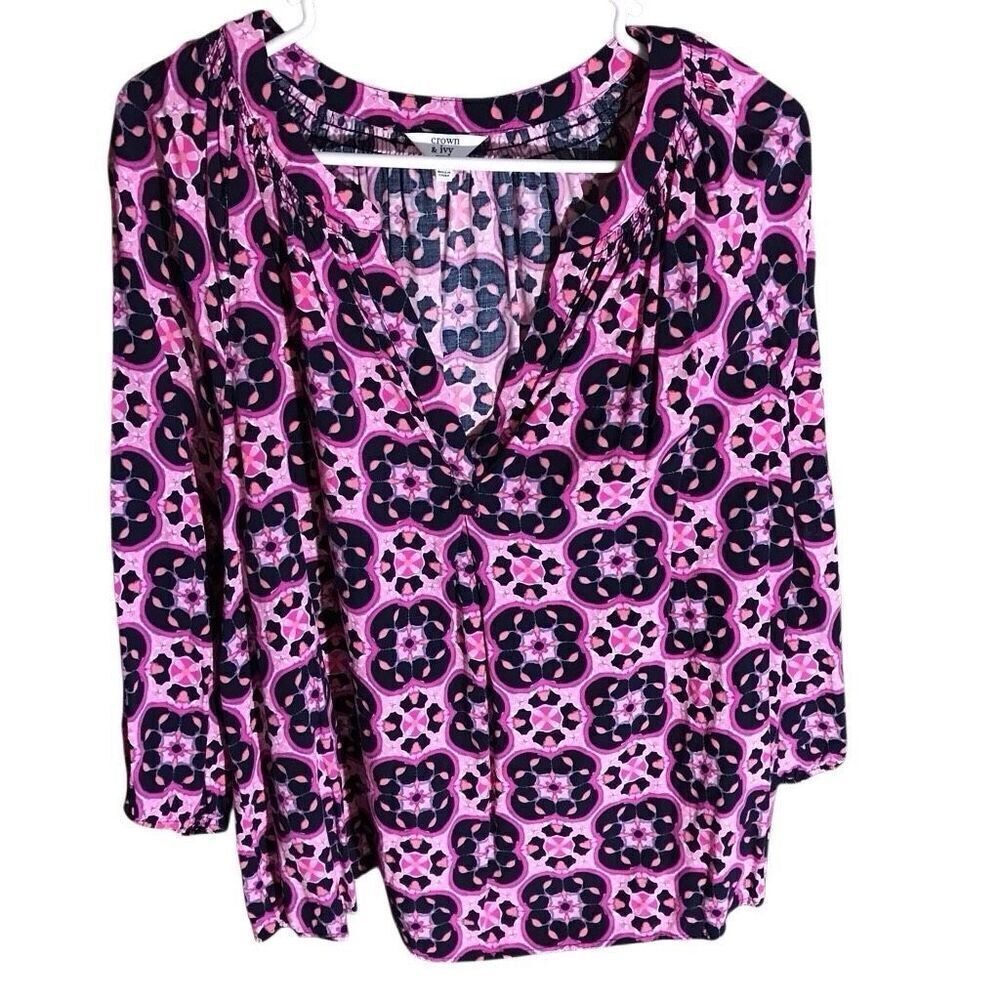 Crown & Ivy woman plus size 2X pink 3/4 sleeve tunic top blouse